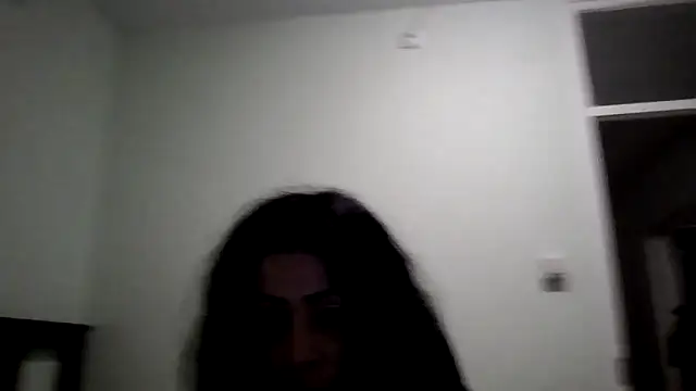 Dolcezza online show from 10-23-25, 05:12