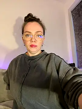 FemDom RubyKnightXXO online show from 09-16-25, 06:31