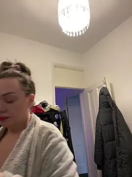 Snapshot of FemDom_RubyKnightXXO chatting on 12-16-25, 03:17 FemDom RubyKnightXXO online show from 12-16-25, 03:17