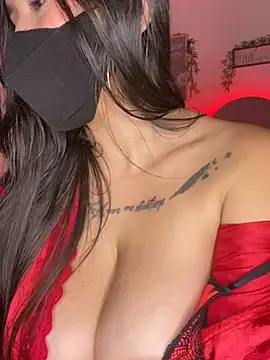 Snapshot of Lalitha_ chatting on 02-25-25, 11:33 Lalitha online show from 02-25-25, 11:33