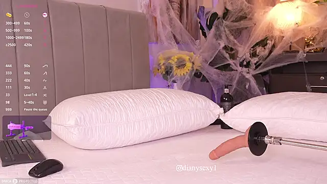 DianySexy online show from 10-18-25, 02:36