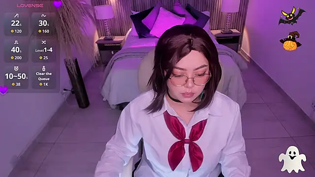 emmy walker online show from 10-31-25, 11:11