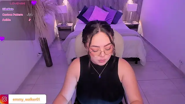 emmy walker online show from 11-05-25, 11:10