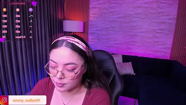 emmy walker online show from 11-11-25, 11:10