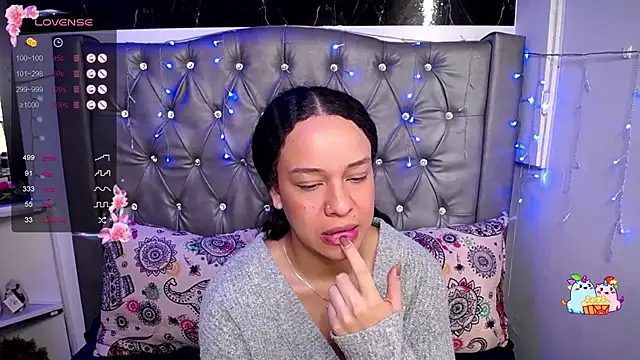 LAILAGUMMY online show from 12-19-24, 02:24