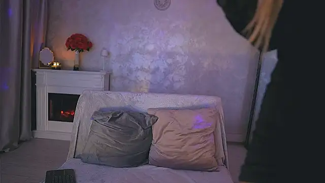 Michelle90u online show from 03-11-26, 08:48