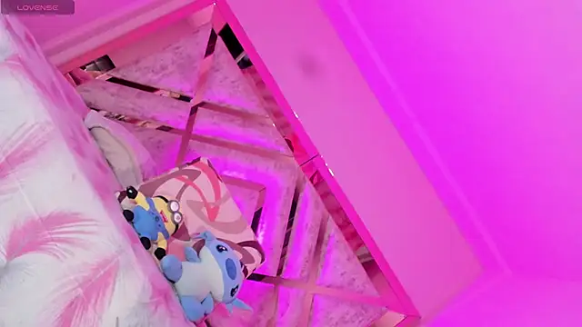 anapuala sexxx online show from 12-20-25, 01:45