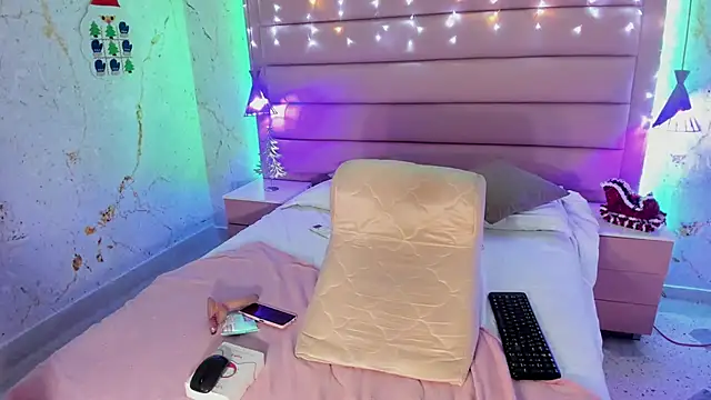 Maddysex  online show from 01-05-25, 05:51