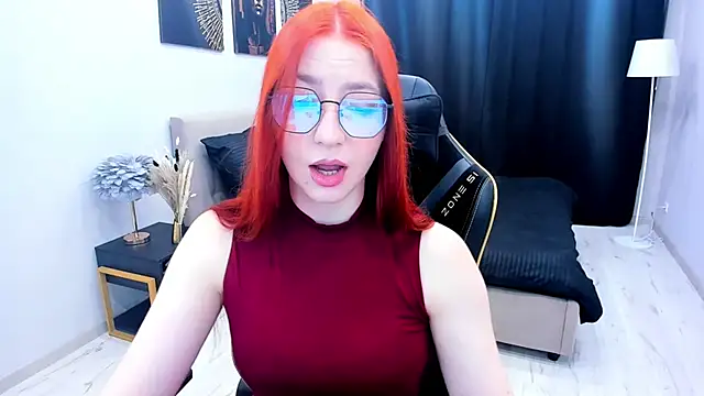 Snapshot of _FireInMySoul_ chatting on 11-17-25, 07:30 FireInMySoul online show from 11-17-25, 07:30