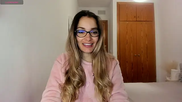 NiaStone online show from 01-20-25, 06:21