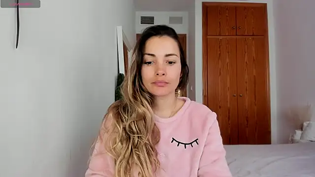 NiaStone online show from 02-18-25, 07:54