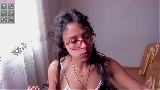 aluna 0310 online show from 10-12-25, 05:23