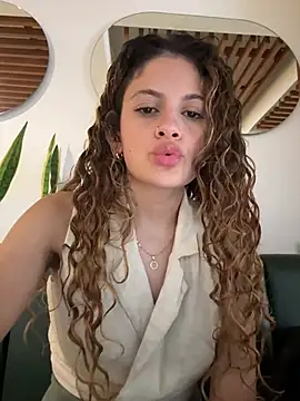 alana15 online show from 12-14-24, 09:35