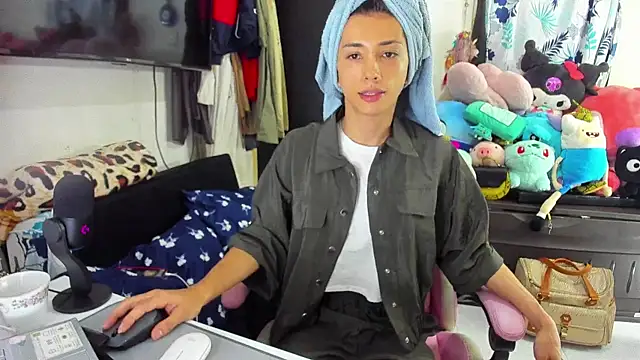 Lawrncesofiets online show from 01-25-25, 03:41