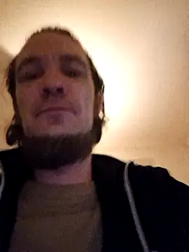 Snapshot of BunnyandClydeDk chatting on 12-25-24, 04:12 BunnyandClydeDk online show from 12-25-24, 04:12