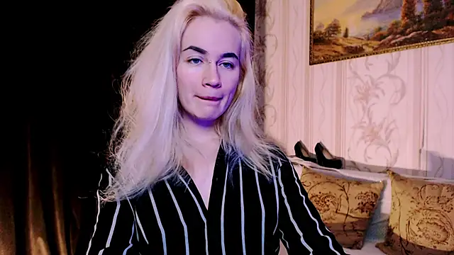 xxxcharismaaa online show from 11-16-25, 08:03