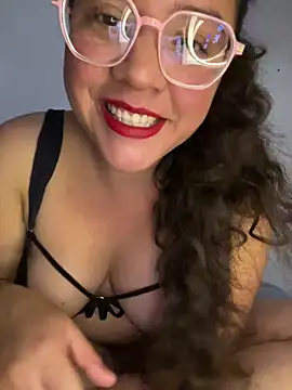 Snapshot of Vivi_Kvsh chatting on 02-23-26, 11:02 Vivi Kvsh online show from 02-23-26, 11:02