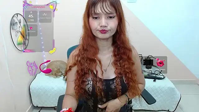 miss tinnymafe online show from 09-27-25, 04:06