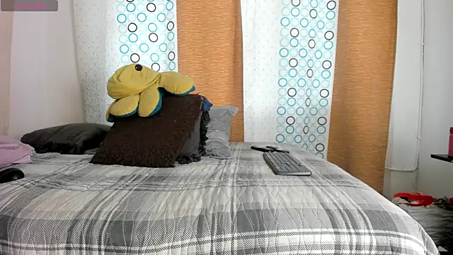 BlowMommy  online show from 01-29-25, 08:56