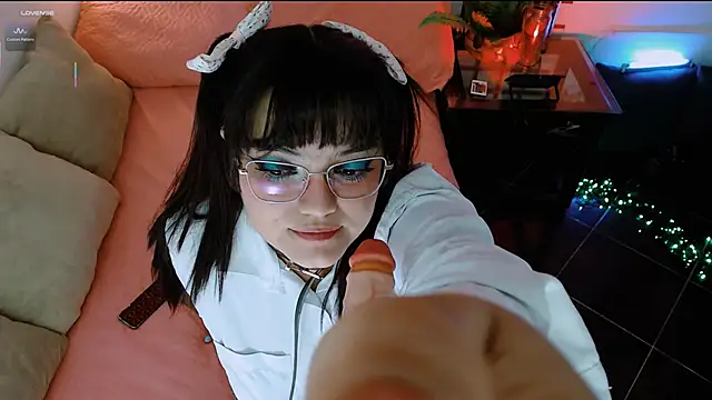 alexa11  online show from 03-19-25, 07:49