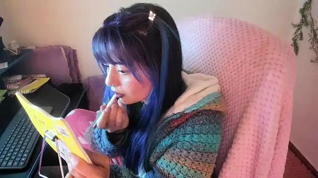 Sammysammy  online show from 10-20-25, 07:20