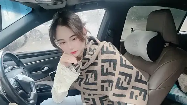 Snapshot of orla2021 chatting on 11-09-25, 12:31 orla2021 online show from 11-09-25, 12:31