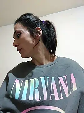 Snapshot of JoLeNe27 chatting on 11-04-25, 05:23 JoLeNe27 online show from 11-04-25, 05:23