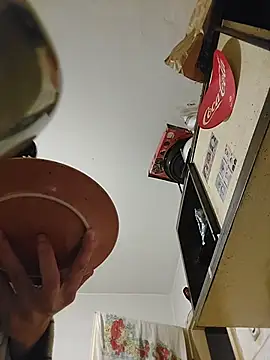 Snapshot of JoLeNe27 chatting on 11-29-25, 03:59 JoLeNe27 online show from 11-29-25, 03:59