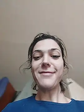 Snapshot of JoLeNe27 chatting on 03-04-26, 07:36 JoLeNe27 online show from 03-04-26, 07:36