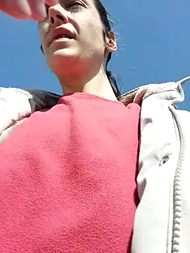 Snapshot of JoLeNe27 chatting on 03-21-26, 09:36 JoLeNe27 online show from 03-21-26, 09:36