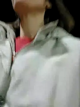 Snapshot of JoLeNe27 chatting on 03-22-26, 06:00 JoLeNe27 online show from 03-22-26, 06:00