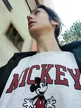 Snapshot of JoLeNe27 chatting on 03-26-26, 05:57 JoLeNe27 online show from 03-26-26, 05:57