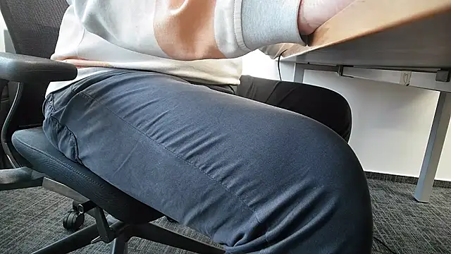 Snapshot of 69bezfleku chatting on 11-10-25, 07:18 69bezfleku online show from 11-10-25, 07:18