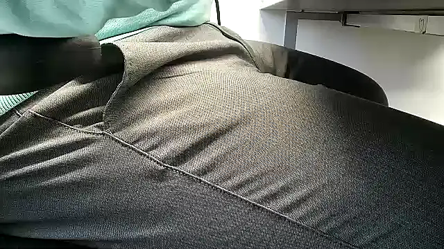 Snapshot of 69bezfleku chatting on 12-03-25, 07:27 69bezfleku online show from 12-03-25, 07:27