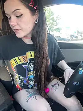 BlaizeyBBy online show from 10-10-25, 11:37