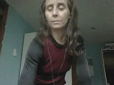 Snapshot of SexyRach75 chatting on 10-29-25, 03:03 SexyRach75 online show from 10-29-25, 03:03