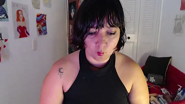 soynanabela28 online show from 09-17-25, 05:20