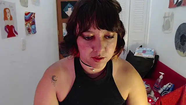 soynanabela28 online show from 10-08-25, 11:02