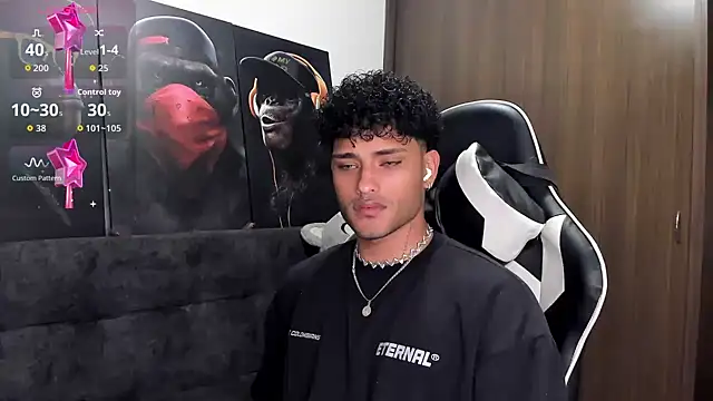 Alessandro Vanni online show from 10-21-25, 02:12