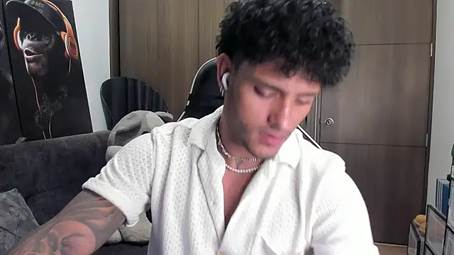 Alessandro Vanni online show from 11-06-25, 01:50