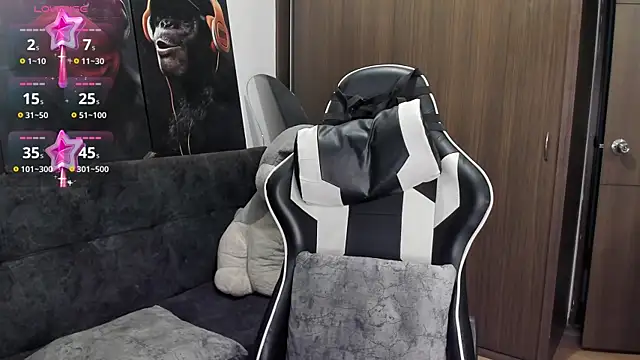 Alessandro Vanni online show from 11-12-25, 10:41