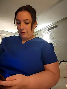 Snapshot of Canadian_BBW chatting on 01-09-25, 03:55 Canadian BBW online show from 01-09-25, 03:55