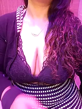 Snapshot of indian_passion chatting on 10-14-25, 06:20 indian passion online show from 10-14-25, 06:20