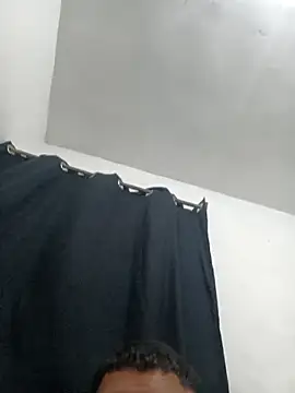 Snapshot of R3Y_S3X chatting on 11-27-25, 02:02 R3Y S3X online show from 11-27-25, 02:02