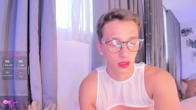 Snapshot of Thiago_jones chatting on 09-15-25, 09:04 Thiago jones online show from 09-15-25, 09:04