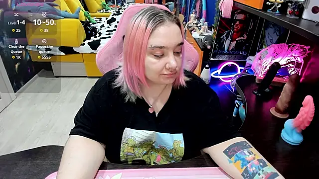 Softie Sofy online show from 11-12-25, 03:07