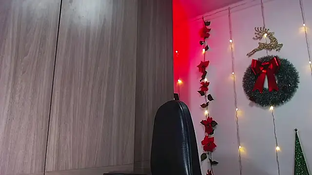 Kenisha Sweet online show from 12-11-24, 04:28