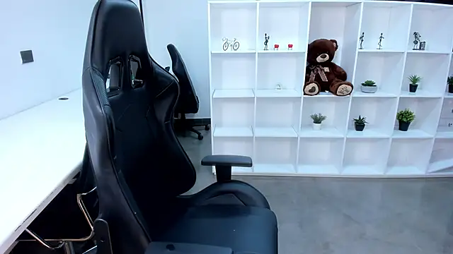 natural bigboobs online show from 01-14-26, 07:19