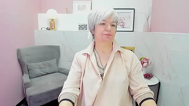 CarmenSoft online show from 01-08-25, 05:48