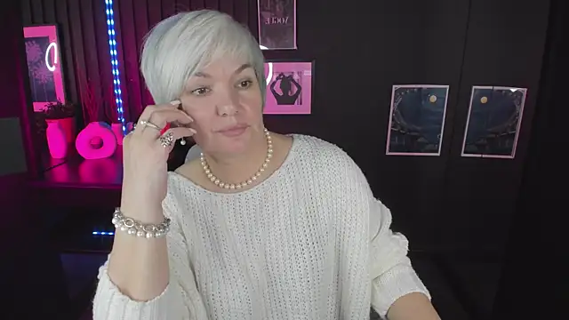 CarmenSoft online show from 10-28-25, 08:55